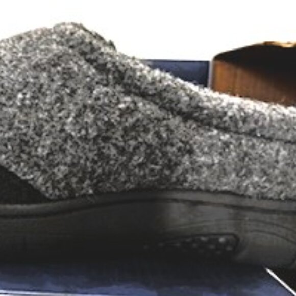 Reaction by Kenneth Cole memory foam comfort loungers New in Box Men's Size M - Picture 3 of 6